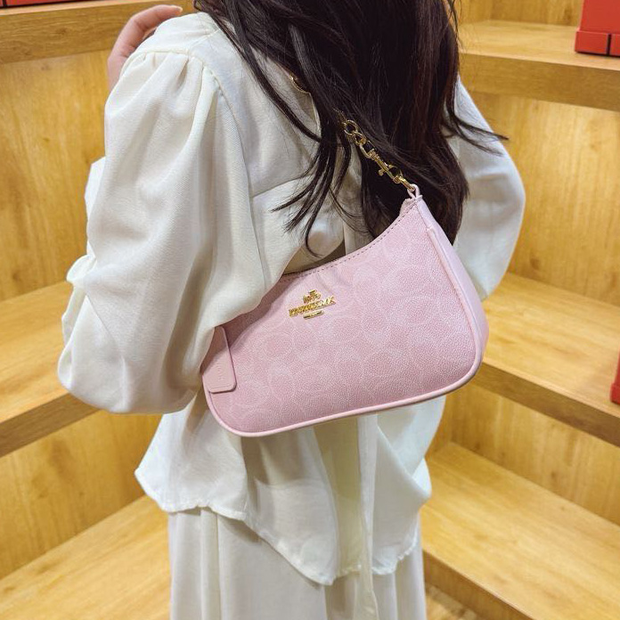 Designer Bag Luxury Bag Shoulder Bag New Women's Bag Versatile Shoulder Crossbody Mini Monogram Shoulder bag texture underarm handbag commuting s
