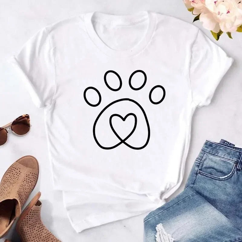 Cartoon T-shirt Funny Dog Paws T-shirt Summer Fashion Aesthetic Tshirts Maycaur Heart Paws Print T Shirt Women Clothing 250517
