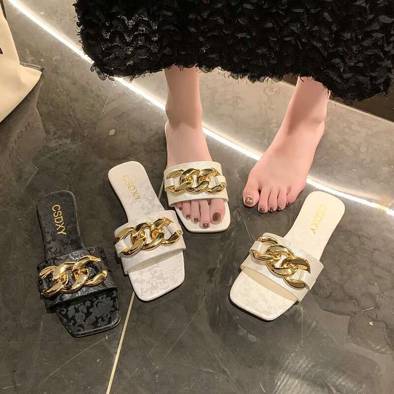 2025 Summer Metal Chain Casual One Word Cool Slippers 35-42 Large Flat Bottom Outdoor Casual Slippers Fashion Designer Sandals