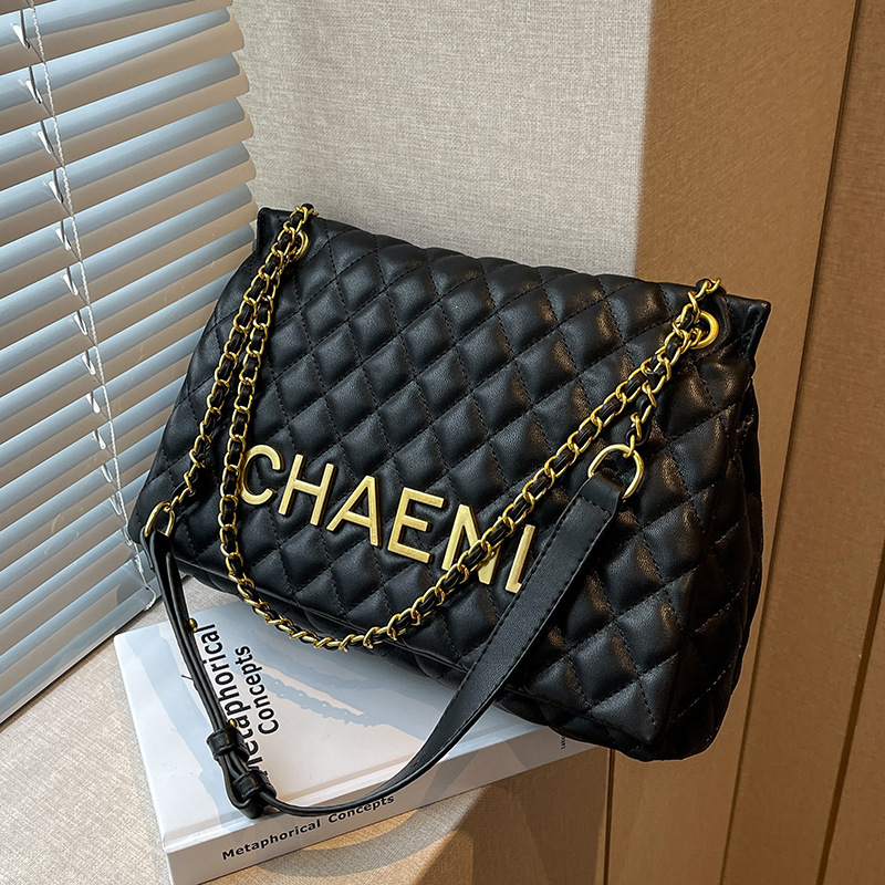 A new type of simple and fashionable large-capacity crossbody women's bag with diamond-shaped embroidered thread 2025s hot