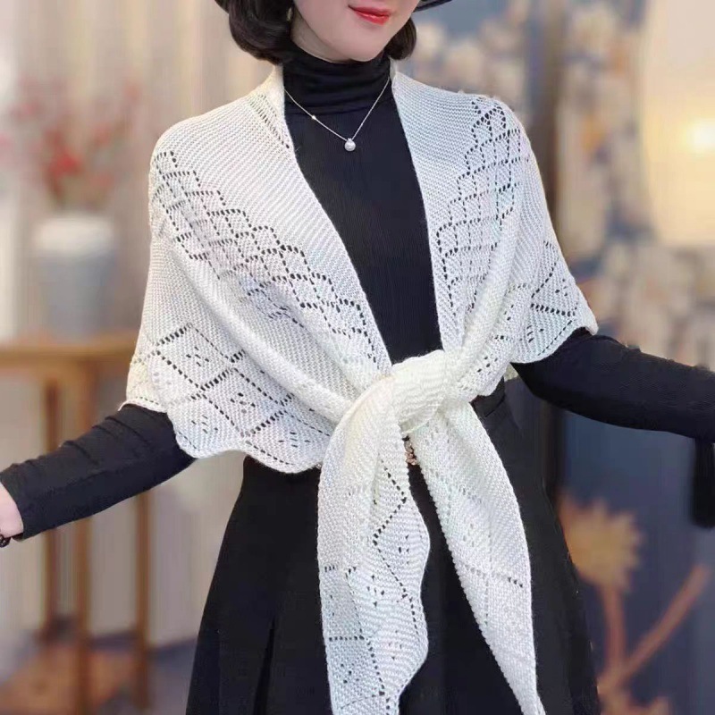 K792 2024 Spring and Autumn Fashion All-match Knitted Scarf Hollow Triangle Solid Color Shawl Thin Outerwear Women's Summer Small Waistcoat