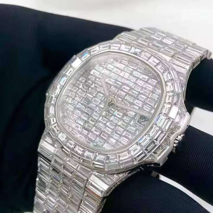 Fully chilled gold-plated baguette cut CVD laboratory men's watch, luxurious hip-hop style birthday gift wristwatch