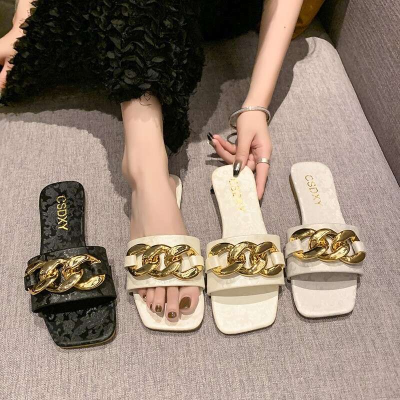 High Quality Light Luxury Casual Printed Metal Buckle Flat Slippers Designer Sandals 2025 New Spring Sandals Large Size Beach Wear Resistant Straight 