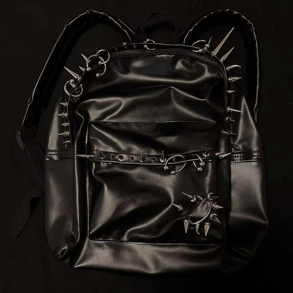 Punk Rivet Black Leather Backpack Men's Bag Fashion Large Capacity Backpacks Women'bag