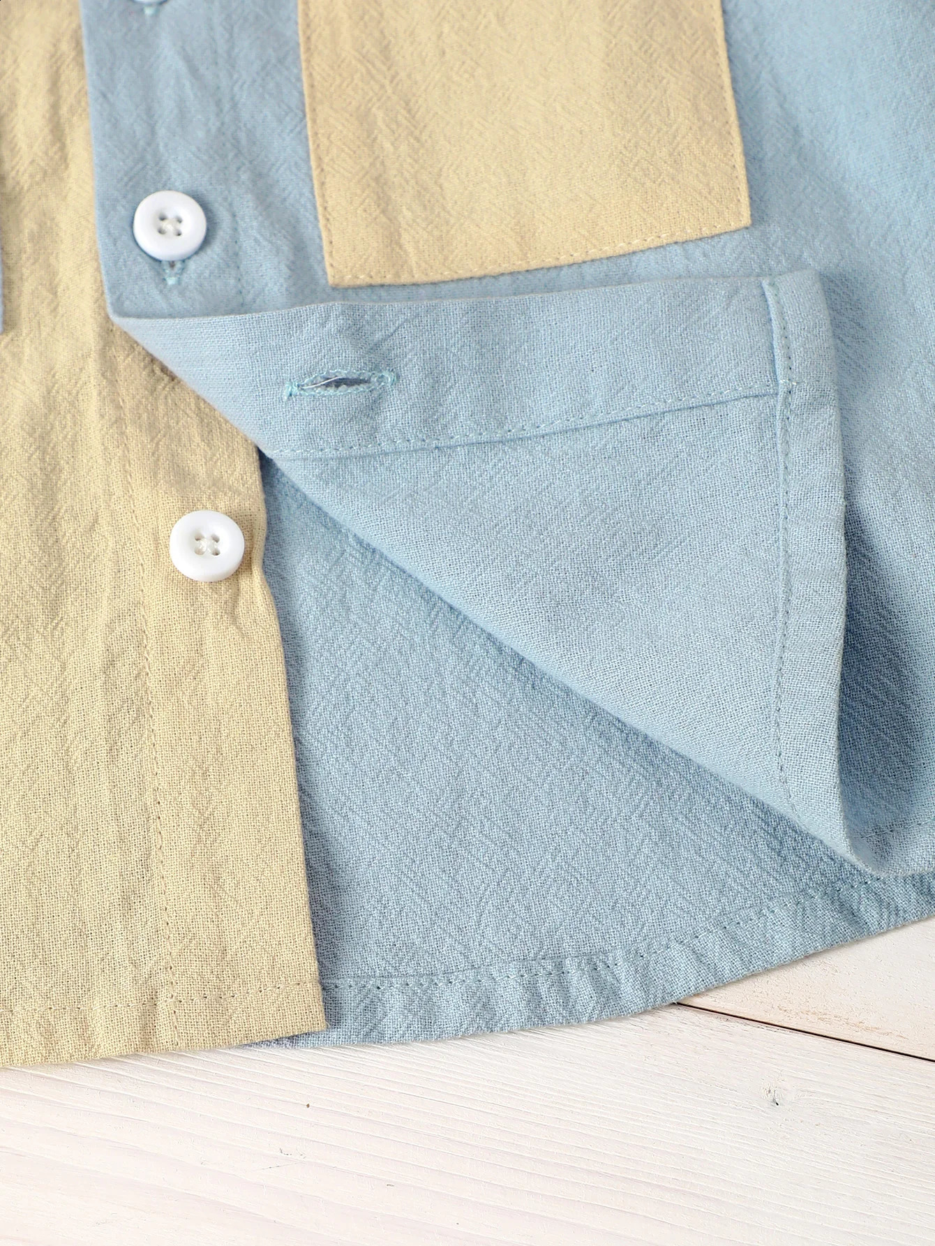 Spring And Summer Male Children ShortSleeved Matching Color Outside Polo Shirt Top Pocket Lapel Handsome Thin Small CoattShirt 250517z