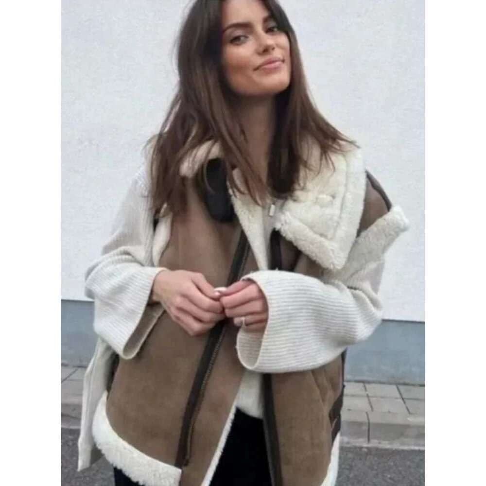 Coats Women ZBZA Women's Faux Fur Short Lapel Zipper Double Pocket Metal Button Strap Thickened Jacket Winter New Chic Warm Vest Designer
