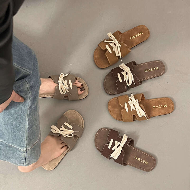 Versatile Sandals Retro Casual One Word Dragged Women's 2025 Summer Designer Sandals New Style For Outerwear Fashion Lazy Slippers Flat Cool Slip