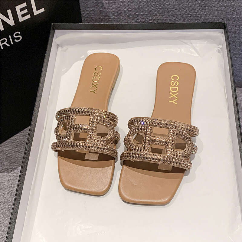 Flat Sandals For Women In Summer Designer Sandals For Outdoor Wear 2025 New Indoor Flat Sandals Cross Beach Straight Sandals For Women