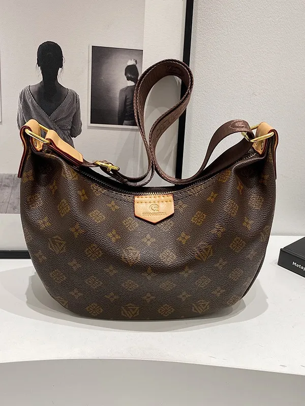 Shoulder Mini Designer 2025 Casual Flap Handbags Fashion Ladies Crossbody New Monthly Bags