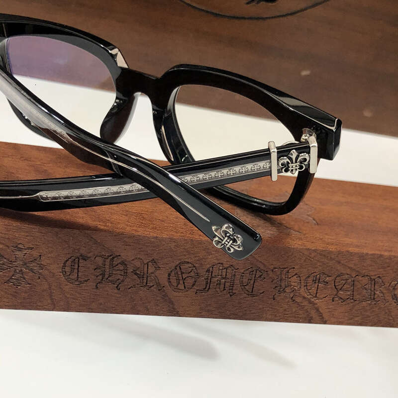 Chrome Luxury Sunglasses New Board Ambixtrous Full Optical Male And Female Myopia Matching Large Glasses Frame Designer Sunglasses e23 F32