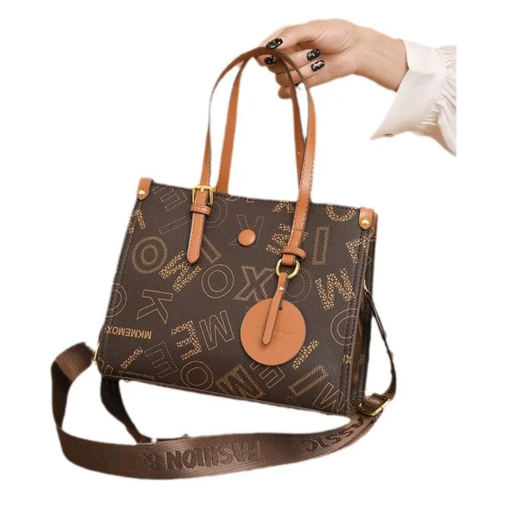 Designer Bag Shoulder Bag Luxury Bag Crossbody Purse Designer 2025 Shoulder Handbag Ladies Flap Fashion Brown Tote Small Square Bag