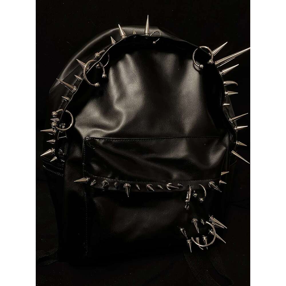 Punk Rivet Black Leather Backpack Men's Bag Fashion Large Capacity Backpacks Women'bag