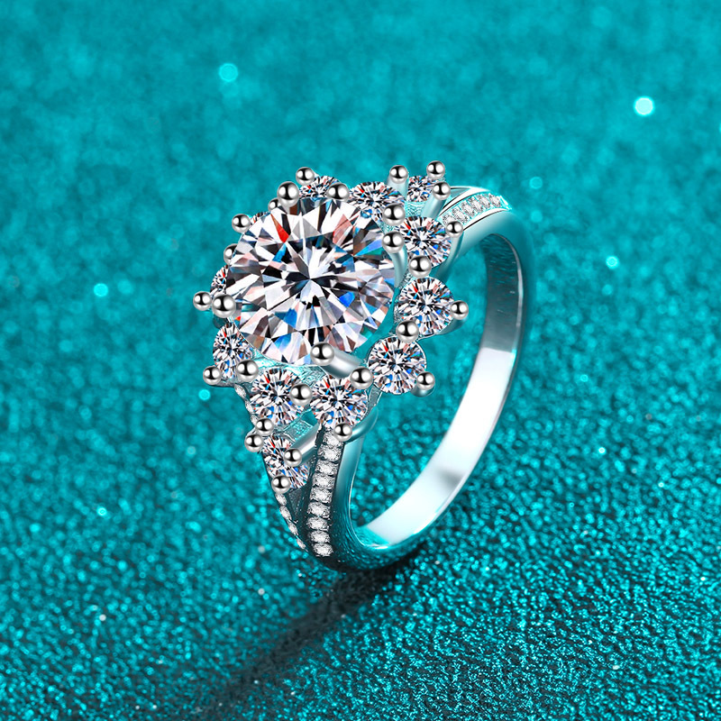 Elegant S925 Sterling Silver 3ct Moissanite Ring with PT950 Gold Plating - Luxury Engagement Ring for Women with Timeless Design