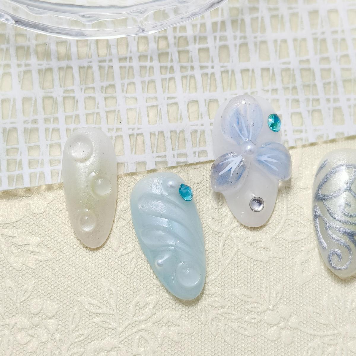 10pcs 3D Hand drawn Flowers Handmade Press-on nails Short Almond Nails Bundle Diamond Spring Summer Finished nail stickers Free storage box jelly glue