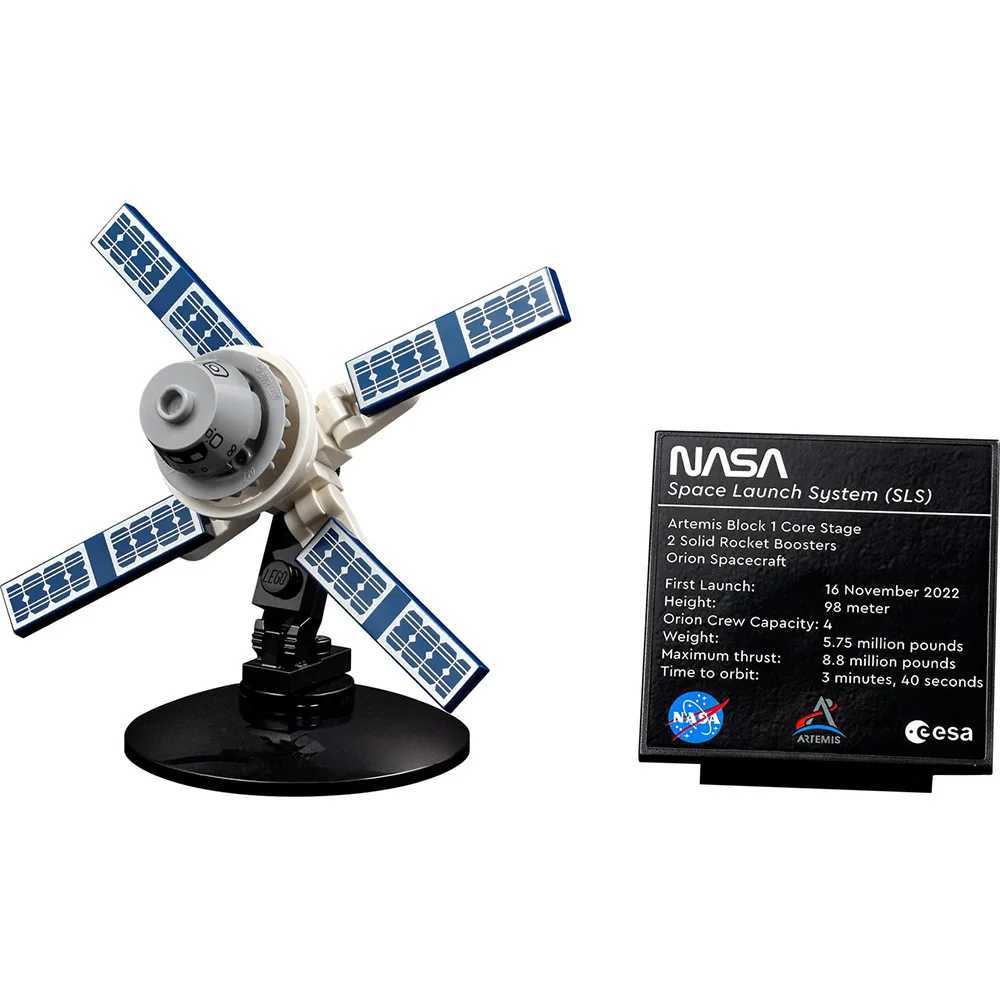 Interactive Construction Kit Authentic NASA Astronaut Training Tool with Over 3600 Parts