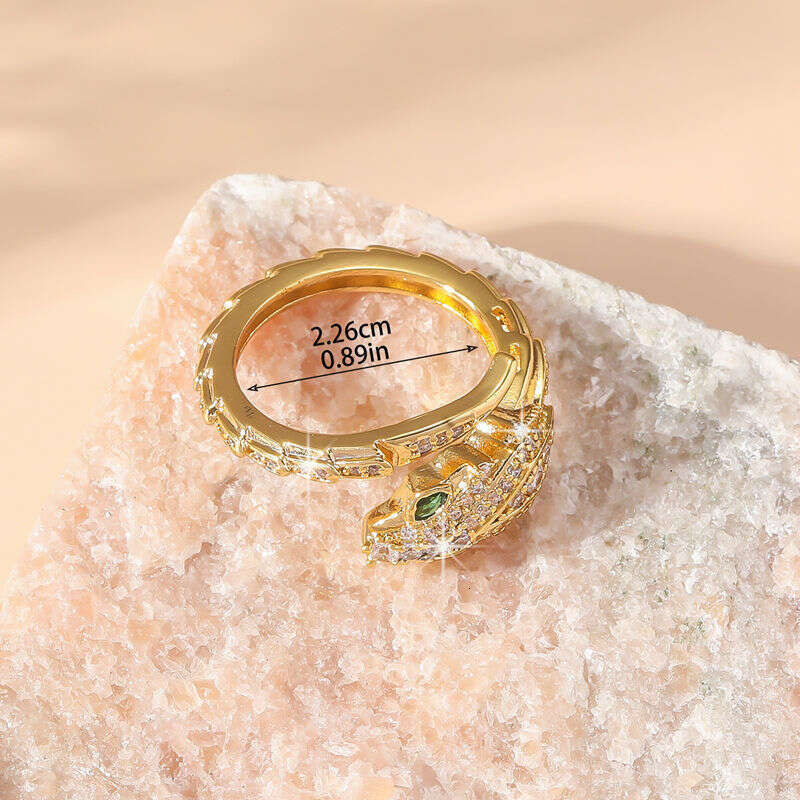 Hot selling niche design snake shaped for female niche, high-end, luxurious, fashionable, versatile, personalized index finger ring
