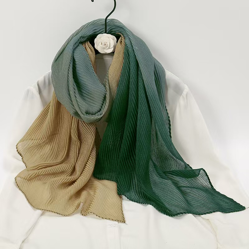 T776 autumn and winter hot sale new style gradient color matching cotton and linen scarf female fashion commuting warm all-match windproof neck scarf