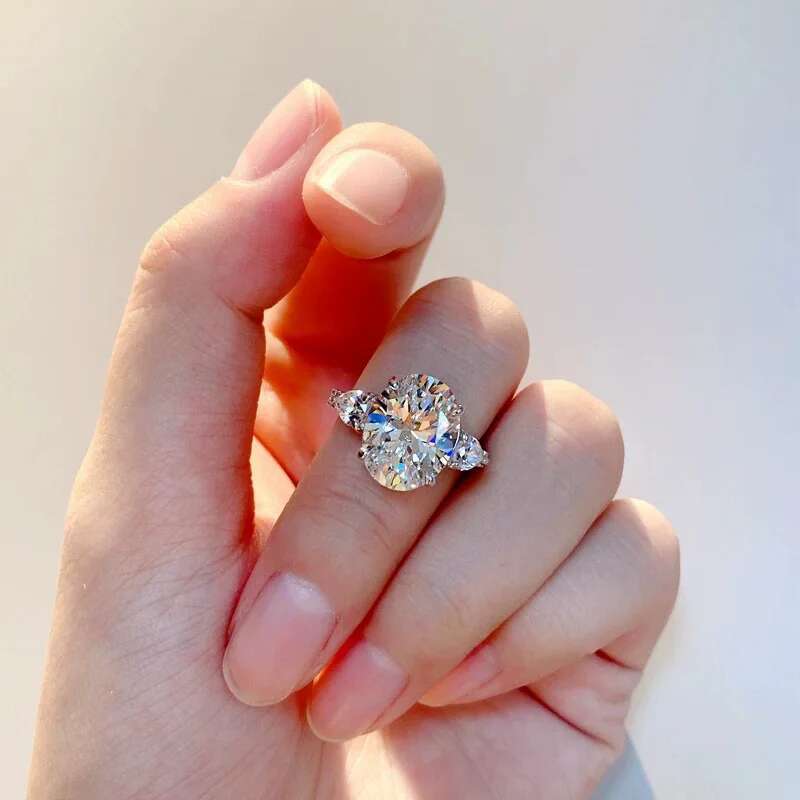 BXINY 5CT Oval Cut Moissanite Ring S925 Silver D Color Lab Diamond For Women Three Stone Wedding Band Fine Jewelry GRA Certified