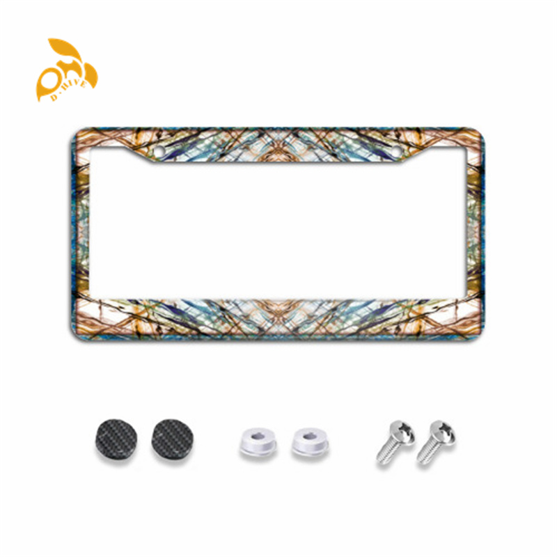 The circular hole carbon fiber license plate holder is made of high-end exquisite materials, which are easy to install, simple and beautiful
