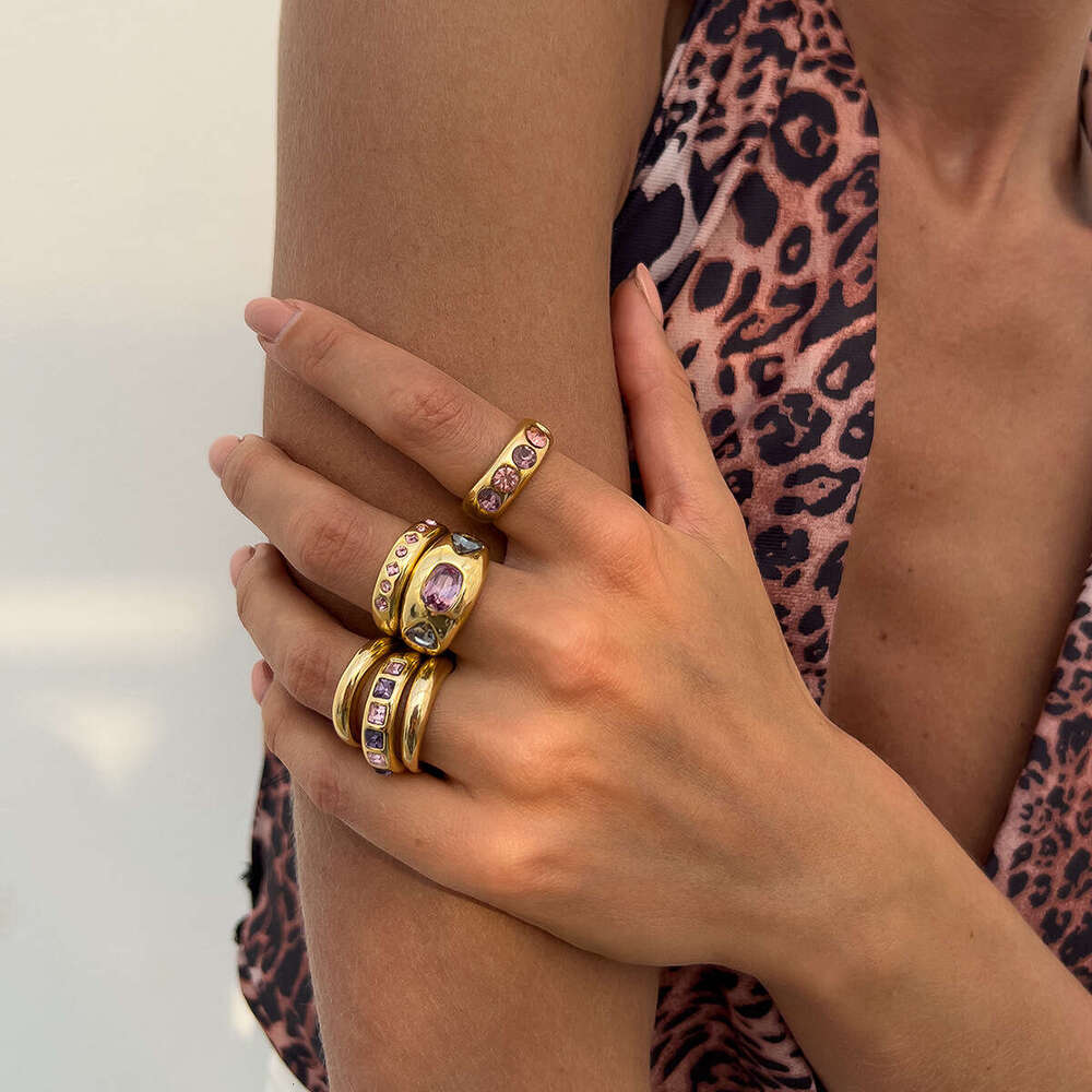 European and American Fashion Hollow Dia Inlaid Irregular Rings Retro Alloy Pleated Set