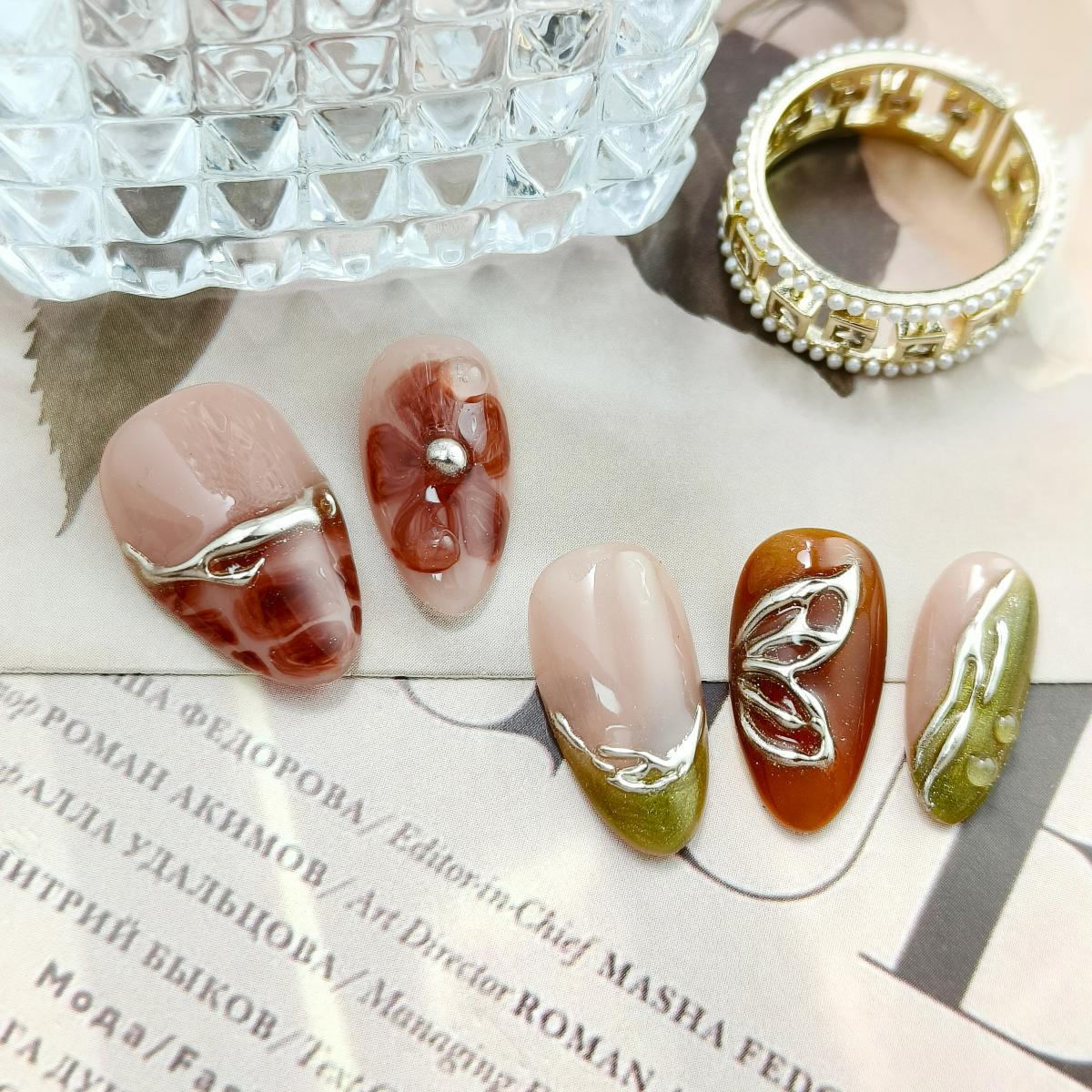 10pcs Handmade Press-on nails Short Almond Nails Hand drawn 3D Fake nails Bundle Sweet Flowers Butterfly Finished nail stickers Free storage box jelly