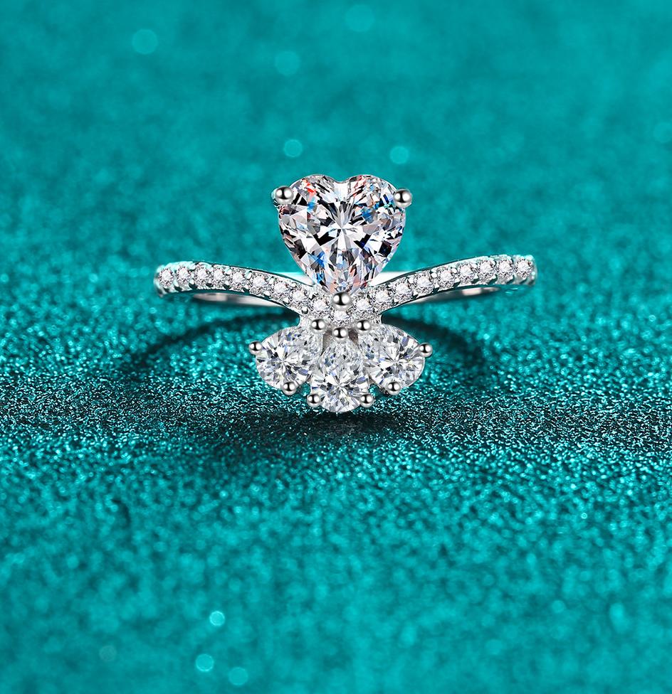 Elegant 925 Sterling Silver Moissanite Heart-Shaped Ring - Ideal Gift for Engagement, Anniversary, and Special Occasions