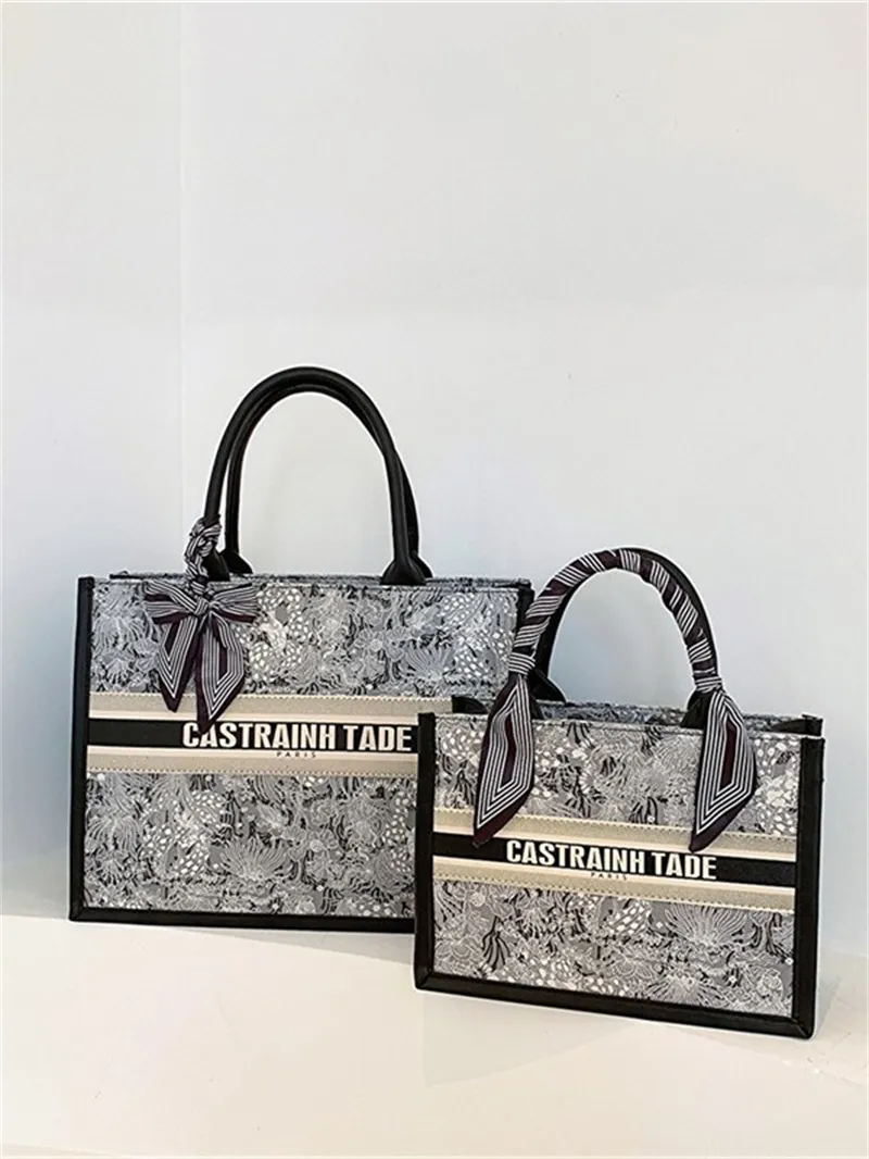 Shoulder Bags designer bag Shoulder Bag Luxury Bag Crossbody Purse Designer 2025 Fashion commute Printed Silk scarf handbag high-capacity underarm bag