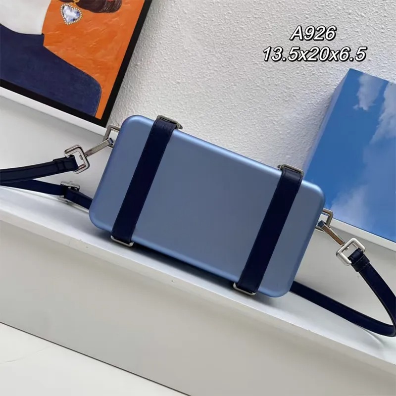 Luxury R Designer Brand Unisex Crossbody Bag New Summer Collection Material High-end Stylish Travel Shoulder Bag Multi colored aluminum ma