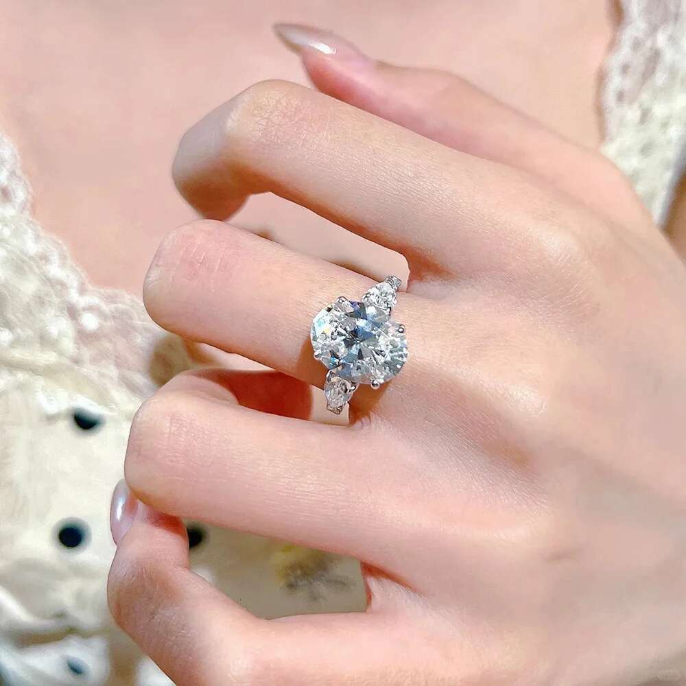 BXINY 5CT Oval Cut Moissanite Ring S925 Silver D Color Lab Diamond For Women Three Stone Wedding Band Fine Jewelry GRA Certified