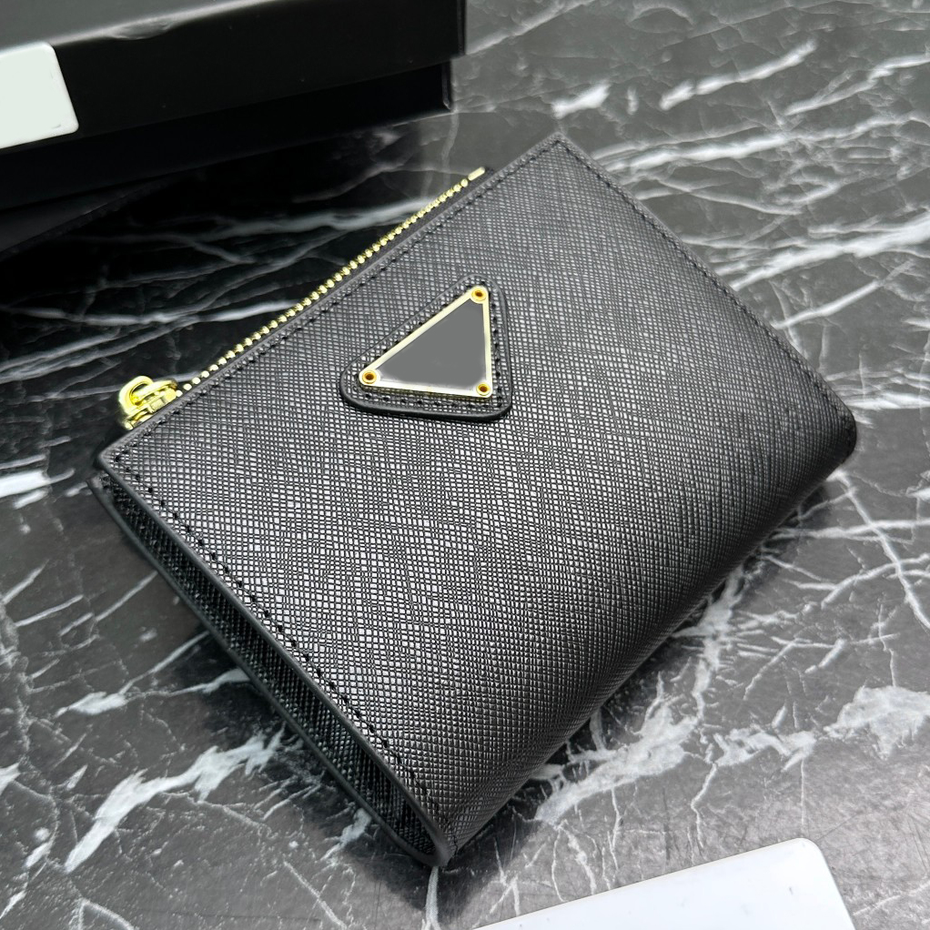 Womens Wallet Coin Pouch Zipper Poucht Slot Pocket Interior Compartment High Quality Leather Short Box Cardholder Designer Card Holder Women Wall