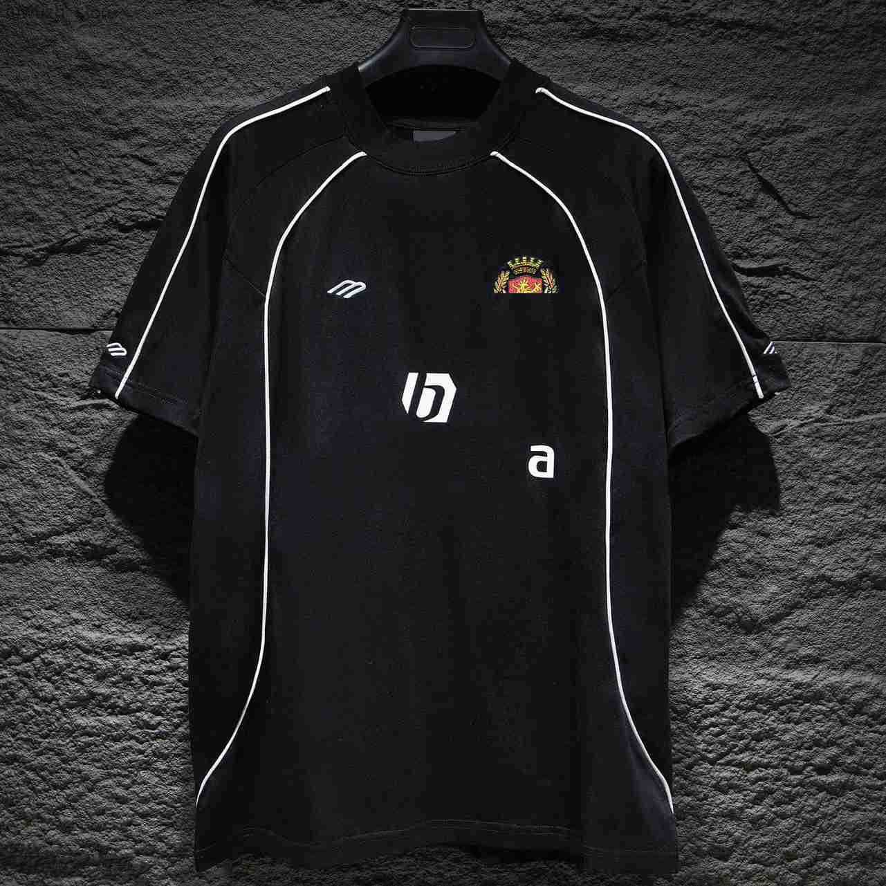 Designer Men T Shirts - Modern Unisex T Lightweight Fashionable Letter Print Crew Neck Short Slve Top Relaxed Fit Everyday Shirt y2505222KN7