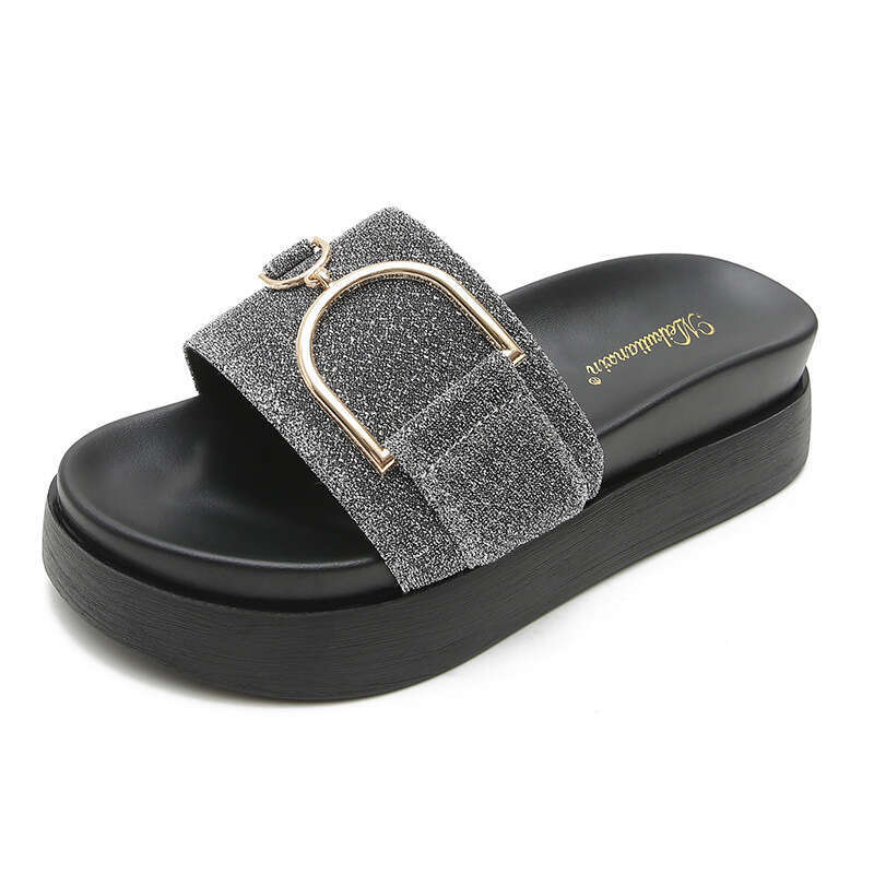 Slippers, Female Designer Sandals For Outdoor Wear, 2025 New Summer Fashion, Sponge Cake Thick Soled Women's Height Increasing Sandals, Beach Bea