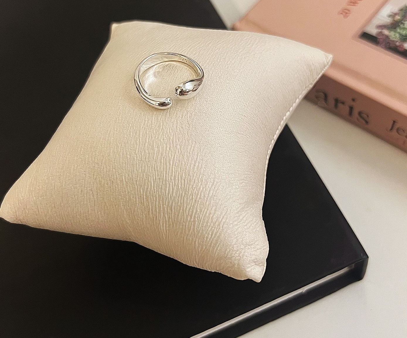 Small niche design 925 pure silver cool style ring, women's non fading retro heavy industry ring accessories wholesale 22001012