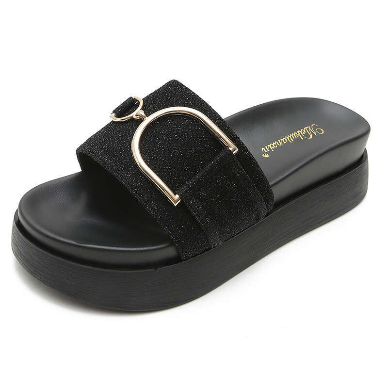 Slippers, Female Designer Sandals For Outdoor Wear, 2025 New Summer Fashion, Sponge Cake Thick Soled Women's Height Increasing Sandals, Beach Bea