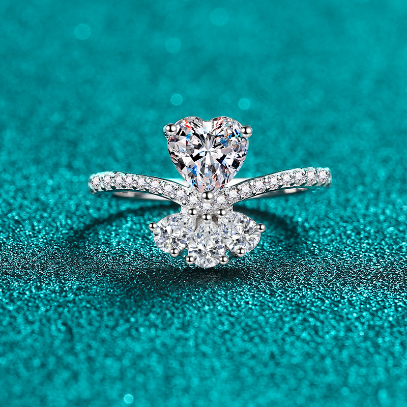 Elegant 925 Sterling Silver Moissanite Heart-Shaped Ring - Ideal Gift for Engagement, Anniversary, and Special Occasions