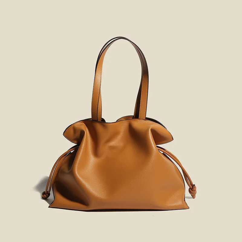 Luxury Leather Lucky Bags women Cowhide Crossbody Shoulder Baglarge Capacity Pleated Design Bucket Style Tote Underarm Handbag W250522