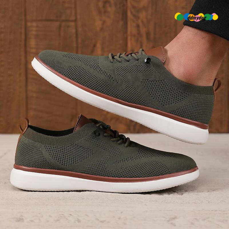 Comfortable Men's Lightweight Breathable Mesh Fabric High Quality Trendy Outdoor Commuting Versatile Hiking Shoes