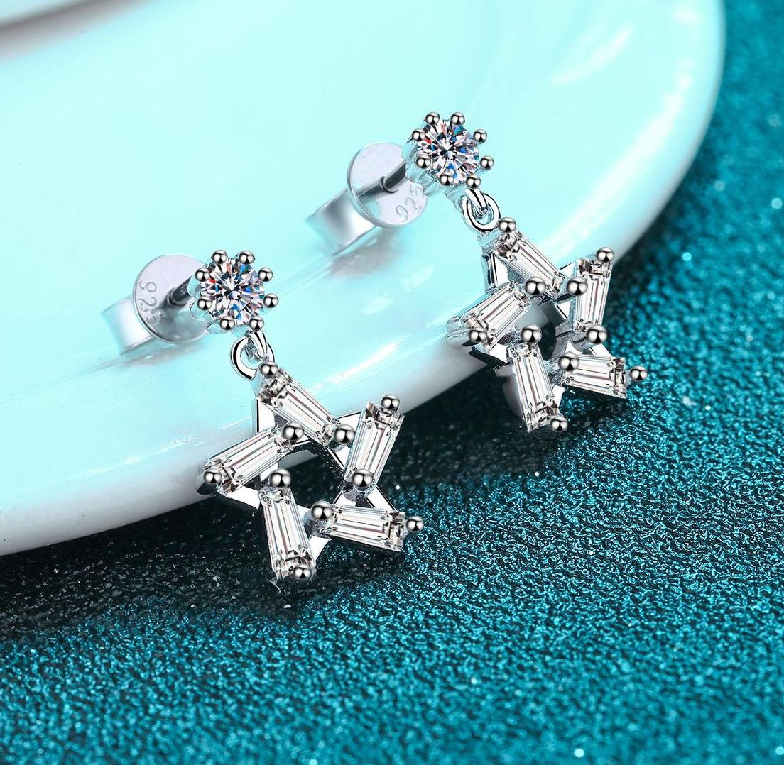 925 Sterling Silver Moissanite Geometric Star Earrings for Women, Elegant and Sparkling, Perfect for Daily Wear or Special Occasions.