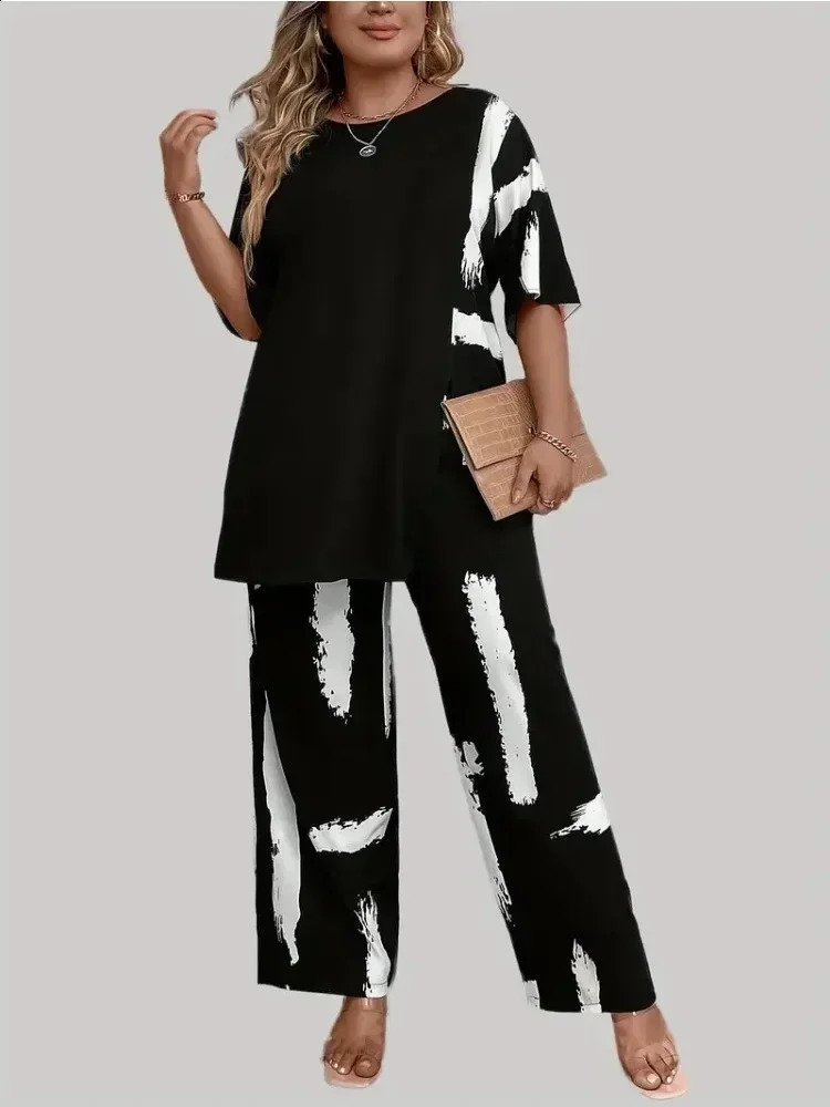 Plus Size1XL5XL Womens Elegance Brush Print Short Sleeve Round Neck Split Top Matching Pants 2 Piece Outfit Set 250516Z