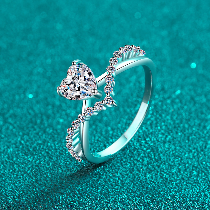 Sophisticated Bridal Accessory: Premium Grade Lab-Grown Simulated Stone Adorning an Artful Heart Silhouette