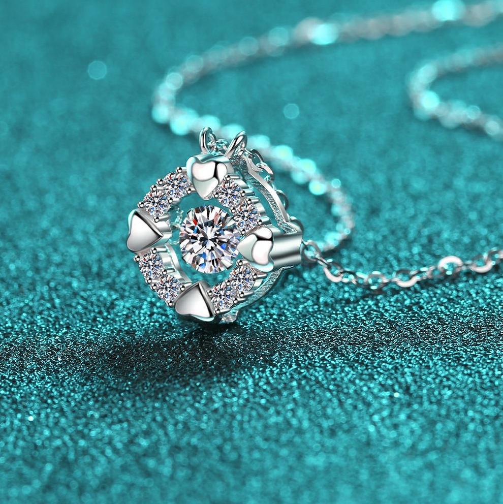 925 Sterling Silver Moissanite Heart Pendant Necklace, Elegant and Simple Design for Women, 0.5ct Moissanite Gemstone, Perfect Gift for Special Occasi