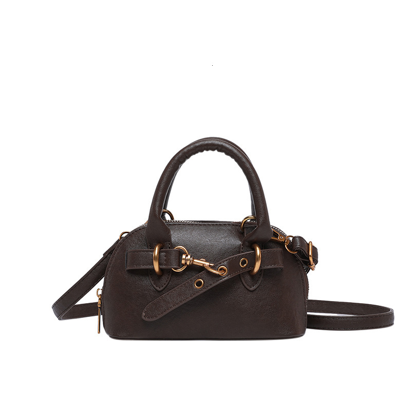 2025 New Outdoor Style Luxury Free Delivery Designer Bag Super Popular Hand-held Shell Small For Girls Light Luxury High-end Feeling Bowling Tote Cros