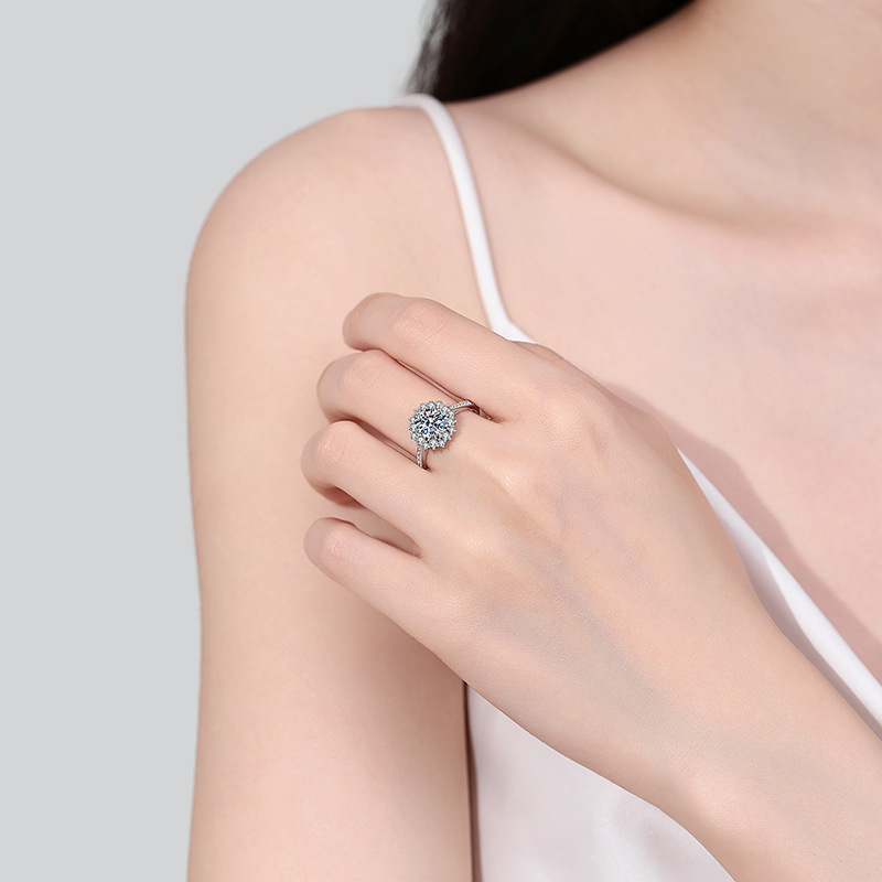 Elegant S925 Sterling Silver Moissanite Ring with Floral Sunflower Design - High-End, Hypoallergenic Jewelry for Women