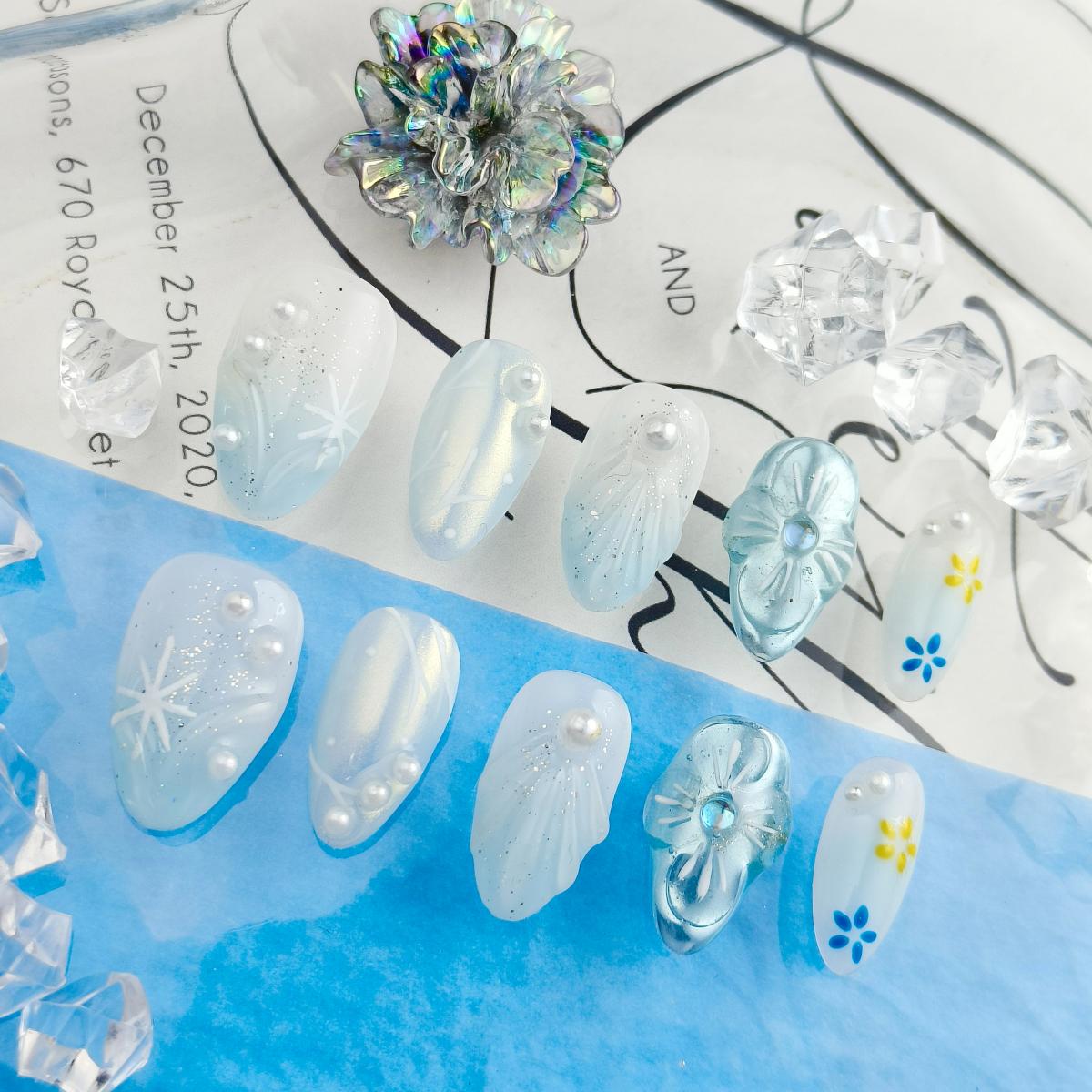 10pcs 3D Hand drawn Flowers Handmade Press-on nails Short Almond Nails Bundle Pearl Elegant Finished nail stickers Free storage box jelly glue nail fi
