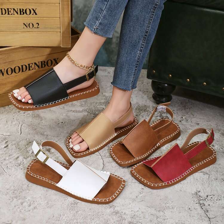 Designer Sandals Versatile Student Sandals 2025 Women's Bulltendon Bottom Comfortable Flat Sandals Outdoor Fashion Non Slip Sandals