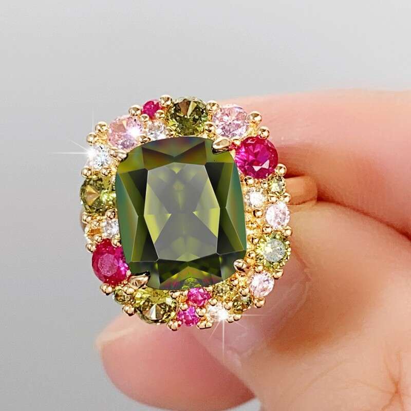 Hot selling product, new emerald square elegant closed ring Jewelry Accessory