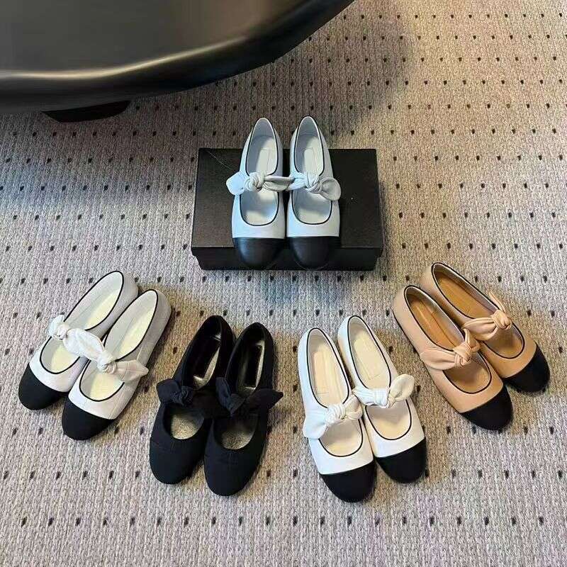 Xiaoxiangfeng butterfly bow contrasting round toe flat 2025 early spring new leather temperament elegant Mary Jane women's shoes