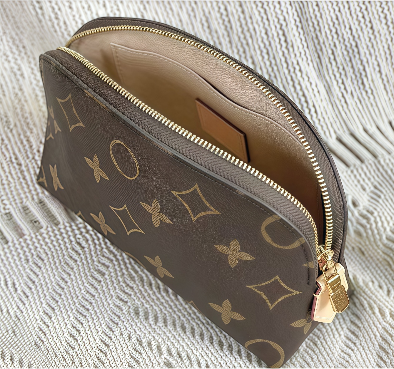 Womens Hag old flower rectangular handbag women travel makeup bag new designer high quality men wash bag cosmetic bags with dust bag purse