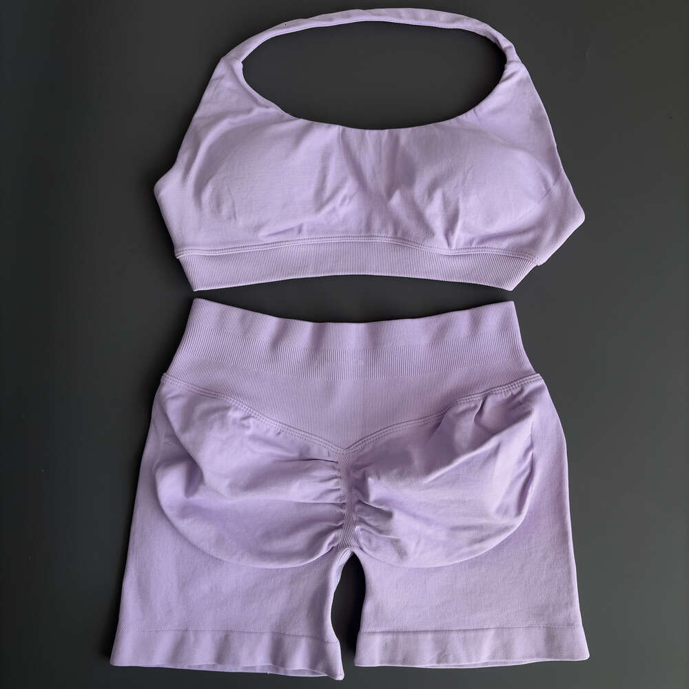Seamless Yoga Set High Waist Scrunch Shorts Halter Sports Bra Workout Outfit Gym Active Wear Women 2 Piece Fitness Clothes Summer Yoga Pants Non See T
