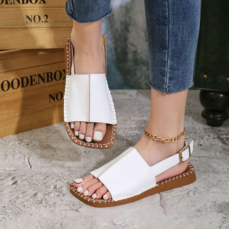 Designer Sandals Versatile Student Sandals 2025 Women's Bulltendon Bottom Comfortable Flat Sandals Outdoor Fashion Non Slip Sandals